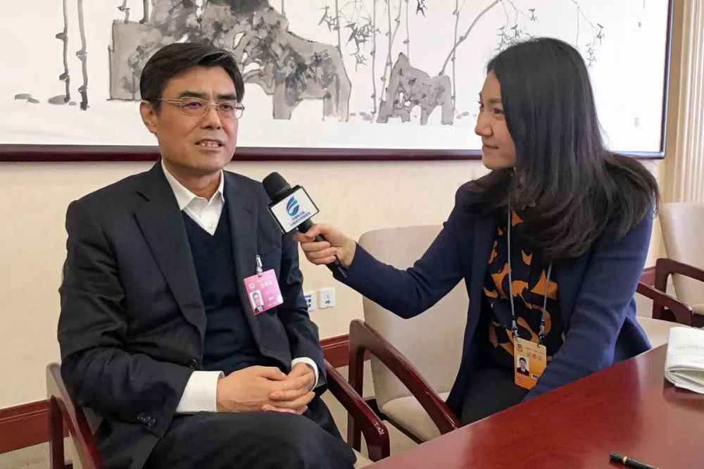 當好能源轉(zhuǎn)型與清潔發(fā)展排頭兵——訪全國政協(xié)委員，中國華能集團有限公司董事長、黨組書記舒印彪