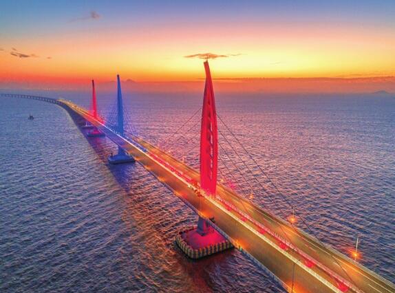 南方電網(wǎng)公司釋放改革能量 為“六穩(wěn)”“六?！痹鰟恿? width=