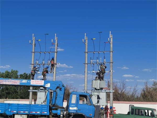阿拉善電業(yè)局烏力吉供電分局 戍守邊防，電力護(hù)航