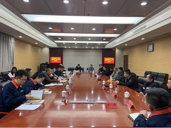 包頭石拐供電分局召開“提升獲得電力、優(yōu)化營(yíng)商環(huán)境”2020年客戶座談會(huì)