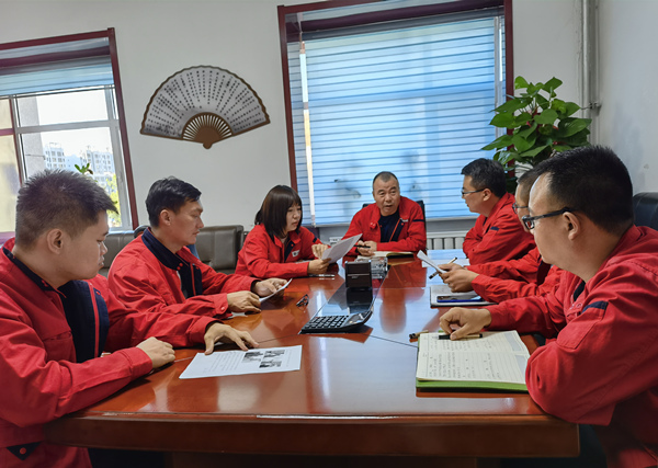 烏海電業(yè)局千里山分局：修訂宣貫班組標準，促進班組有序發(fā)展