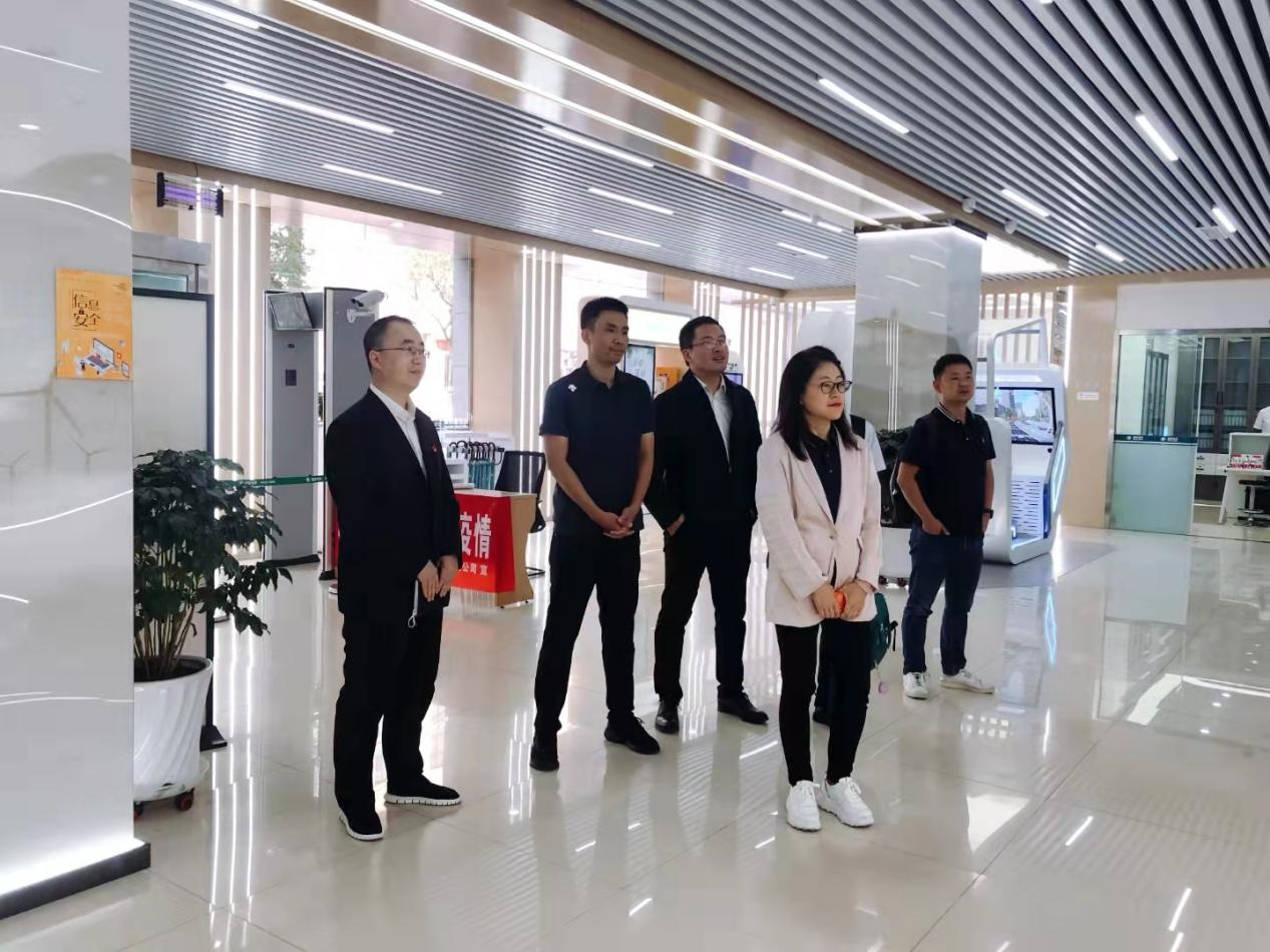 中電普華聯(lián)合華為公司開展基層調(diào)研，助力交城供電局數(shù)字化轉(zhuǎn)型