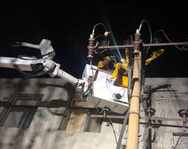 烏海電業(yè)局配電帶電作業(yè)處：11、7、23