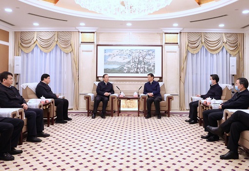 國家電網(wǎng)董事長辛保安、總經(jīng)理張智剛與江蘇省省長許昆林舉行會談