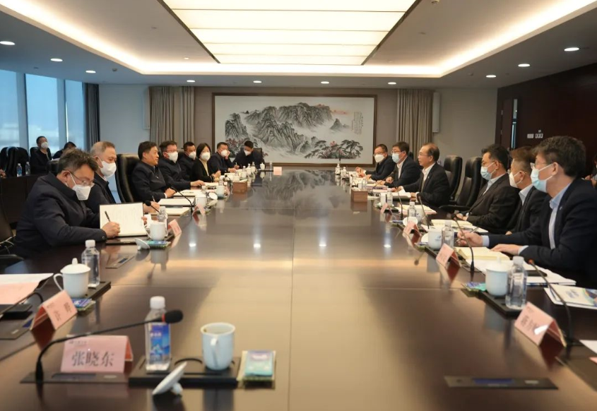 華電集團(tuán)黨組書記、董事長(zhǎng)江毅會(huì)見(jiàn)東方電氣黨組書記、董事長(zhǎng)俞培根