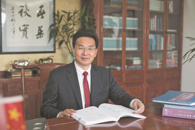 提供綜合能源服務 助力企業(yè)節(jié)能降耗低碳轉型——訪全國人大代表、今飛控股集團有限公司董事長兼總裁葛炳灶