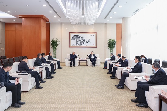 華能集團(tuán)黨組書記溫樞剛會見青海省委常委、海東市委書記烏拉孜別克·熱蘇力汗