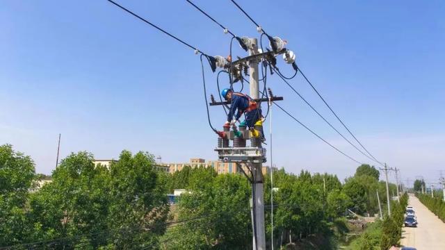 國網(wǎng)安陽供電公司一次綜合檢修力?！?年0跳”