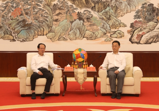 中國(guó)電建黨委書記、董事長(zhǎng)丁焰章拜會(huì)廣西壯族自治區(qū)黨委書記劉寧、自治區(qū)主席藍(lán)天立