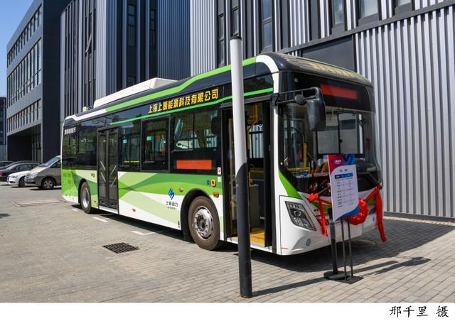 到2025年力爭(zhēng)發(fā)展燃料電池汽車超過(guò)10000輛，《上海交通領(lǐng)域氫能推廣應(yīng)用方案》發(fā)布