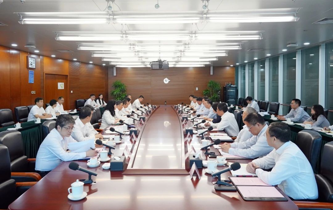 中國(guó)能建黨委書記、董事長(zhǎng)宋海良與中國(guó)海油黨組書記、董事長(zhǎng)汪東進(jìn)會(huì)談