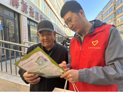 烏蘭察布供電公司負荷管理服務中心開展“寒冬將至送溫暖，優(yōu)質(zhì)服務進社區(qū)”青年志愿服務活動
