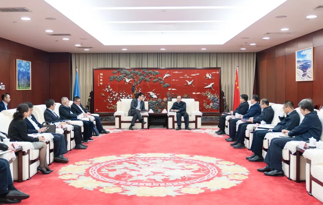 華電黨組書記、董事長(zhǎng)江毅會(huì)見(jiàn)上海電氣集團(tuán)黨委書記、董事長(zhǎng)吳磊