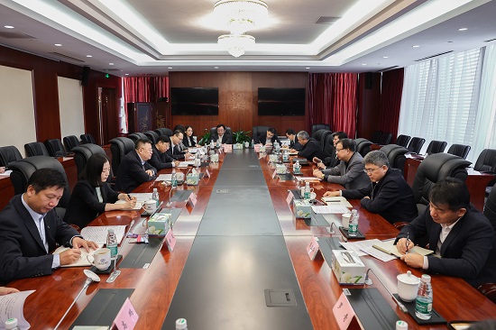 華能集團(tuán)總經(jīng)理、黨組副書記鄧建玲拜訪中國進(jìn)出口銀行黨委副書記、行長任生俊