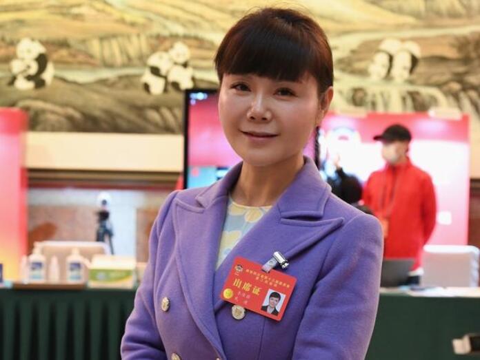 四川省政協(xié)委員李佳蔚：四川要優(yōu)化碳產(chǎn)品、參與碳交易，不斷完善碳設(shè)施