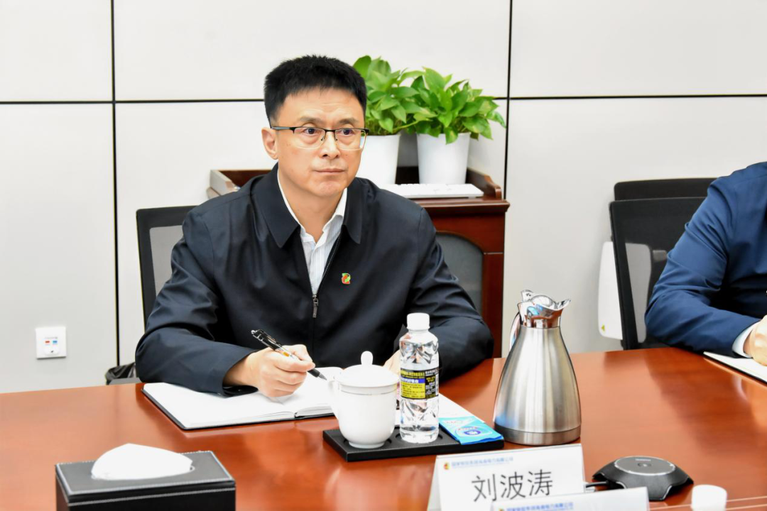 國家電投海南公司黨委副書記、總經(jīng)理劉波濤會見中國電能成套設(shè)備有限公司黨委副書記、總經(jīng)理懷文明